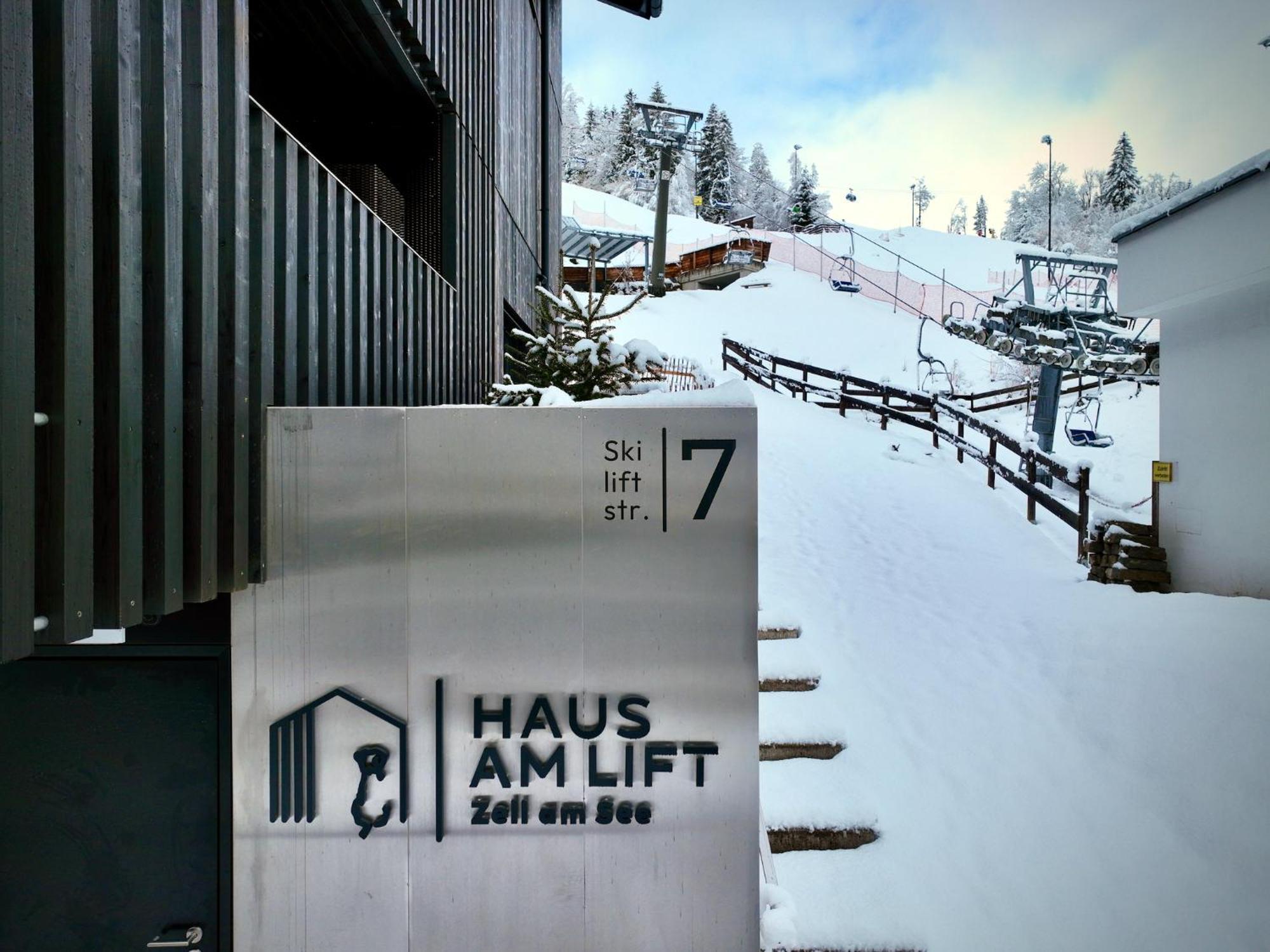 Haus Am Lift - Summercard Included - Ski-In Ski-Out Zell am See Exterior photo