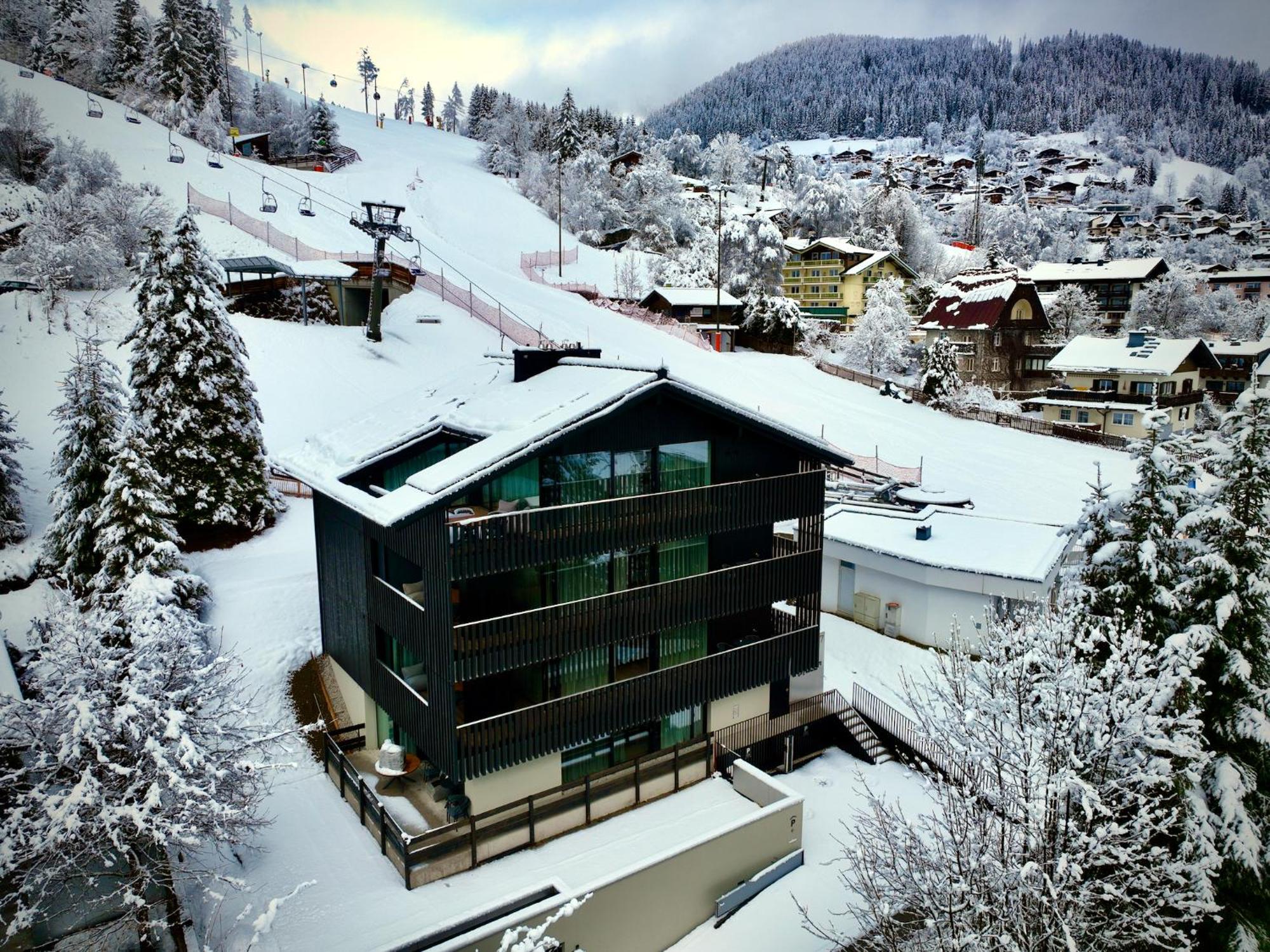 Haus Am Lift - Summercard Included - Ski-In Ski-Out Zell am See Exterior photo